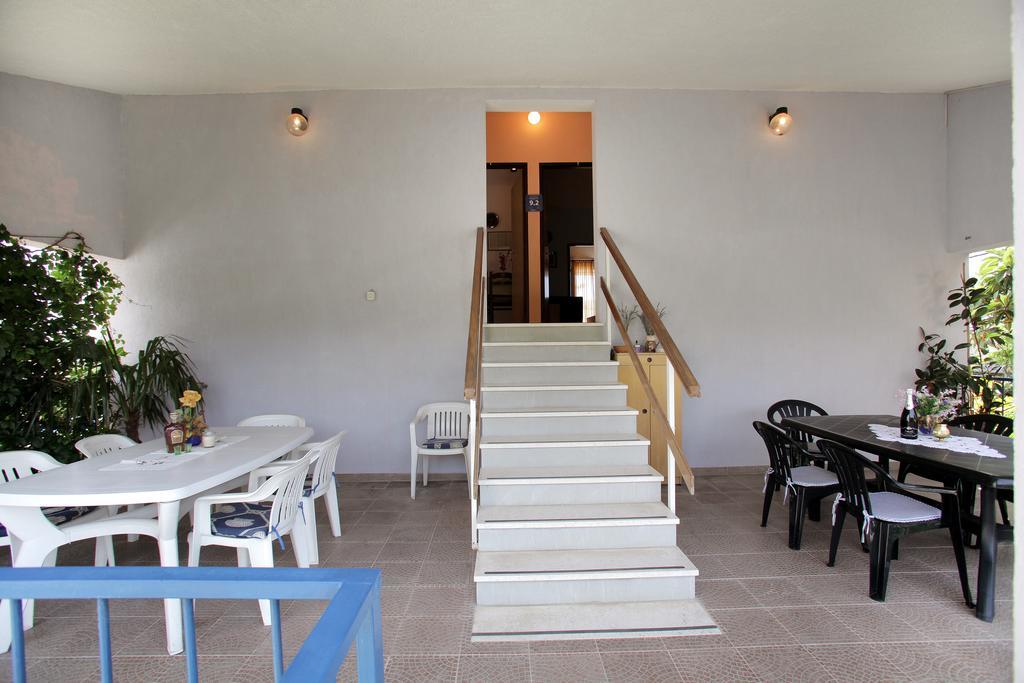 Apartments Irena Trogir Exterior foto